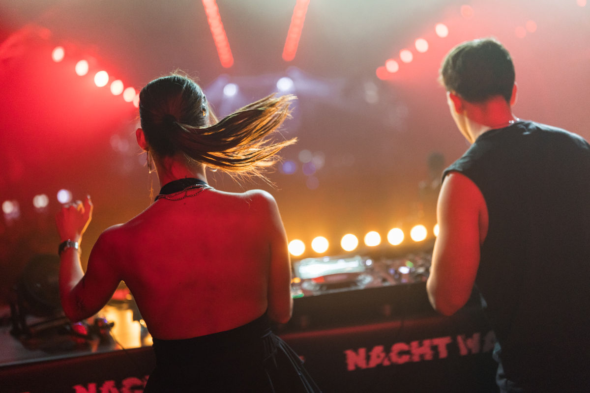 Loading... just a sec